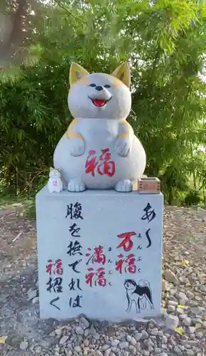 鹿角八坂神社の狛犬