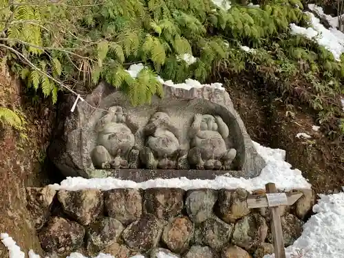 華厳寺の狛犬