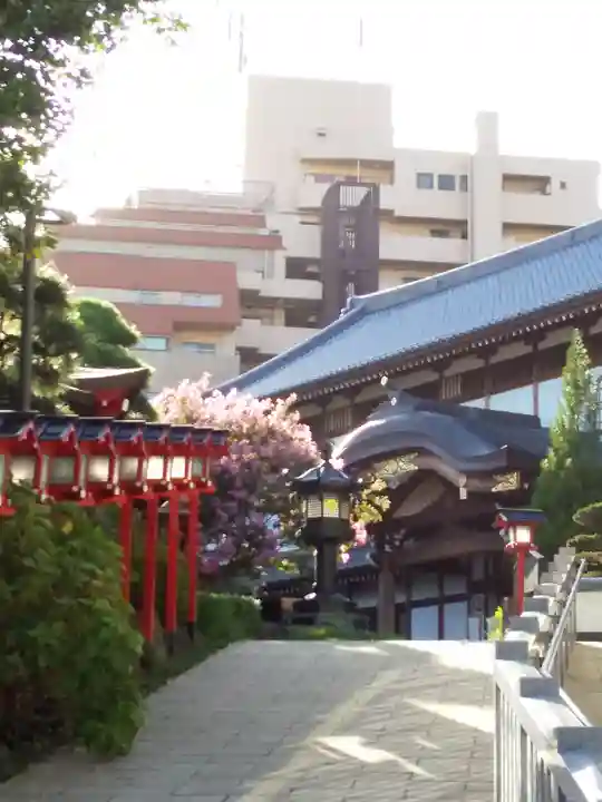 放生寺の本殿・本堂