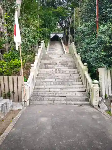 金刀比羅神社の{uncategorized: "未分類", other: "その他", undefined: "問題あり", building: "その他建物", grave: "お墓", sacred_gate: "鳥居", guardian: "狛犬", statue: "像", buddha: "仏像", history: "歴史", nature: "自然", garden: "庭園", animal: "動物", pagoda: "塔", temizu: "手水舎", mountain_gate: "山門・神門", sanctuary: "本殿・本堂", subordinate: "末社・摂社", art: "芸術", scenery: "景色", jizo: "地蔵", ema: "絵馬", goshuin: "御朱印", omikuji: "おみくじ", items: "授与品その他", amulet: "お守り", goshuincho: "御朱印帳", eats: "食事", festival: "お祭り", votive_dance: "神楽", shichigosan: "七五三参", wedding: "結婚式", experience: "体験その他", initially: "初詣", around: "周辺", anti_infection: "感染症対策"}