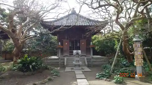 宝戒寺の末社・摂社