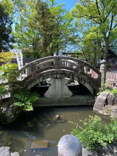 若宮神明社の庭園