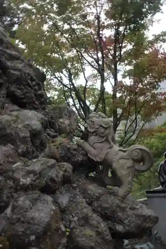 大山阿夫利神社の狛犬