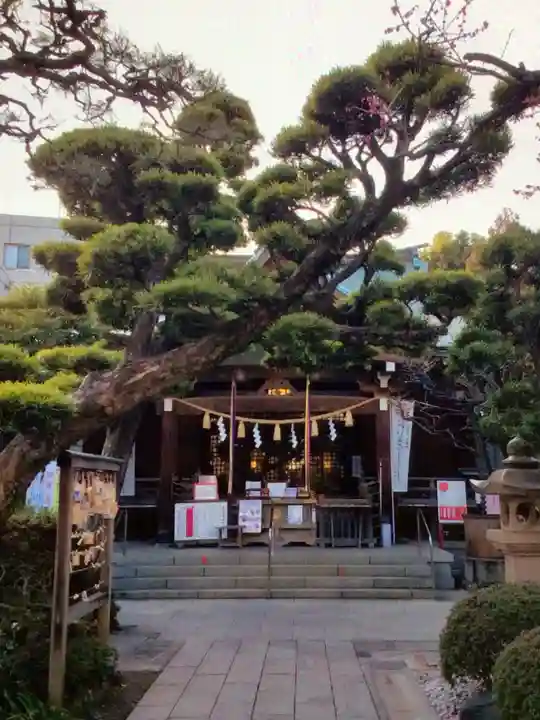 鳩森八幡神社の本殿・本堂