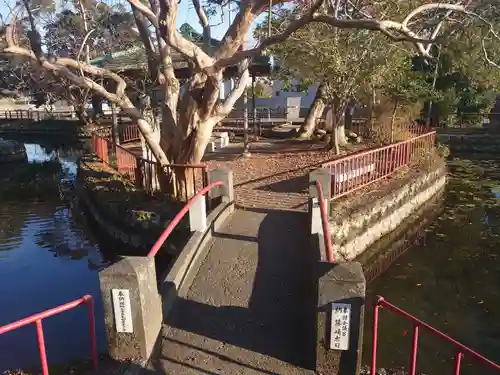 人丸神社の庭園