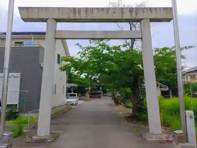 白山社(後飛保町)の鳥居