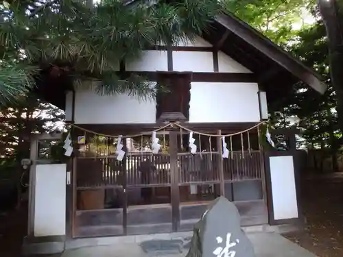 琴似神社の末社