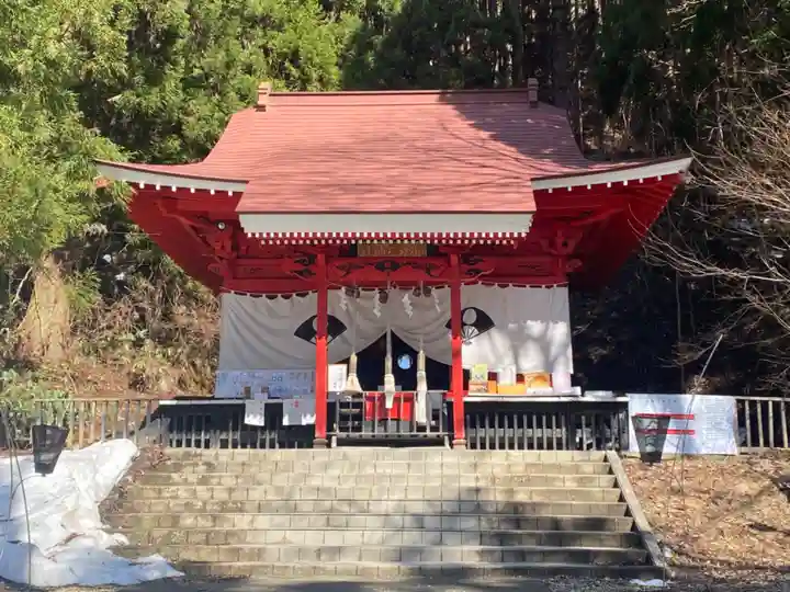 御座石神社の本殿・本堂