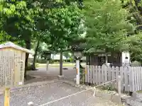 綱越神社(大神神社摂社)の{uncategorized: "未分類", other: "その他", undefined: "問題あり", building: "その他建物", grave: "お墓", sacred_gate: "鳥居", guardian: "狛犬", statue: "像", buddha: "仏像", history: "歴史", nature: "自然", garden: "庭園", animal: "動物", pagoda: "塔", temizu: "手水舎", mountain_gate: "山門・神門", sanctuary: "本殿・本堂", subordinate: "末社・摂社", art: "芸術", scenery: "景色", jizo: "地蔵", ema: "絵馬", goshuin: "御朱印", omikuji: "おみくじ", items: "授与品その他", amulet: "お守り", goshuincho: "御朱印帳", eats: "食事", festival: "お祭り", votive_dance: "神楽", shichigosan: "七五三参", wedding: "結婚式", experience: "体験その他", initially: "初詣", around: "周辺", anti_infection: "感染症対策"}