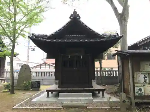 多太神社の末社