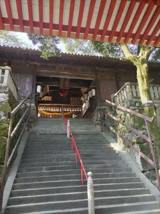 吉備津神社の{uncategorized: "未分類", other: "その他", undefined: "問題あり", building: "その他建物", grave: "お墓", sacred_gate: "鳥居", guardian: "狛犬", statue: "像", buddha: "仏像", history: "歴史", nature: "自然", garden: "庭園", animal: "動物", pagoda: "塔", temizu: "手水舎", mountain_gate: "山門・神門", sanctuary: "本殿・本堂", subordinate: "末社・摂社", art: "芸術", scenery: "景色", jizo: "地蔵", ema: "絵馬", goshuin: "御朱印", omikuji: "おみくじ", items: "授与品その他", amulet: "お守り", goshuincho: "御朱印帳", eats: "食事", festival: "お祭り", votive_dance: "神楽", shichigosan: "七五三参", wedding: "結婚式", experience: "体験その他", initially: "初詣", around: "周辺", anti_infection: "感染症対策"}