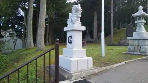 札内神社の狛犬