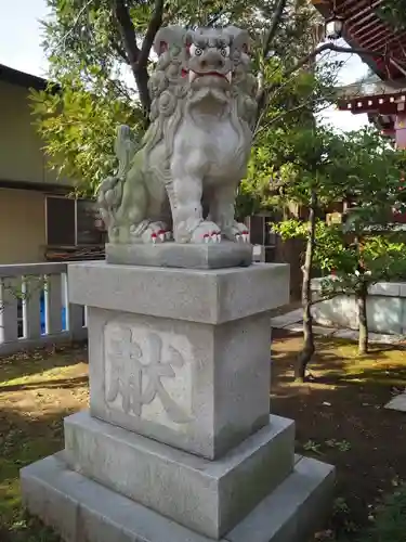 八劔神社の狛犬