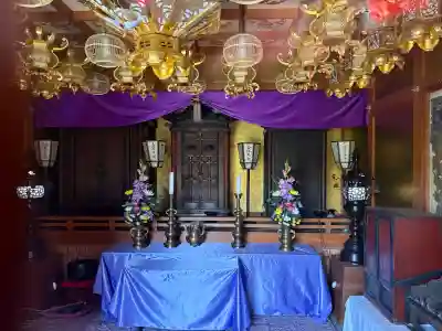 ならまち庚申堂の{uncategorized: "未分類", other: "その他", undefined: "問題あり", building: "その他建物", grave: "お墓", sacred_gate: "鳥居", guardian: "狛犬", statue: "像", buddha: "仏像", history: "歴史", nature: "自然", garden: "庭園", animal: "動物", pagoda: "塔", temizu: "手水舎", mountain_gate: "山門・神門", sanctuary: "本殿・本堂", subordinate: "末社・摂社", art: "芸術", scenery: "景色", jizo: "地蔵", ema: "絵馬", goshuin: "御朱印", omikuji: "おみくじ", items: "授与品その他", amulet: "お守り", goshuincho: "御朱印帳", eats: "食事", festival: "お祭り", votive_dance: "神楽", shichigosan: "七五三参", wedding: "結婚式", experience: "体験その他", initially: "初詣", around: "周辺", anti_infection: "感染症対策"}