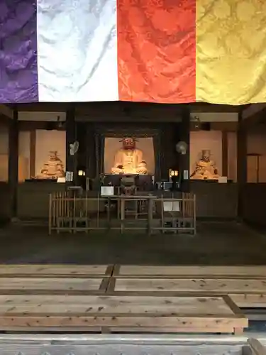 円応寺の本殿・本堂