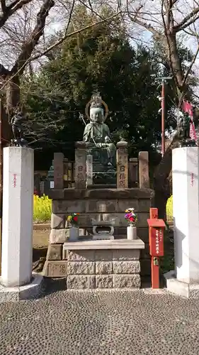 瀧泉寺（目黒不動尊）の地蔵