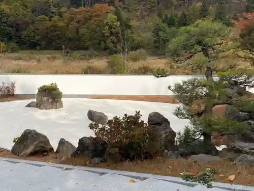 青龍寺(昭和大仏)の庭園