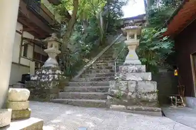 岩船寺の末社・摂社