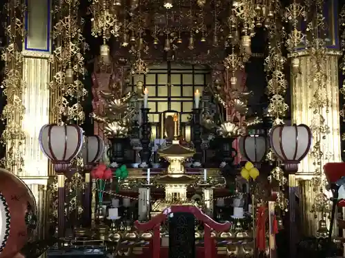 多陀寺の本殿・本堂