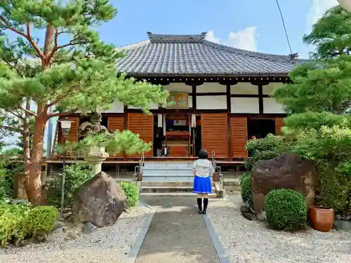 養善寺の本殿