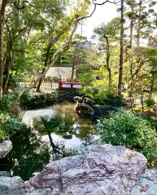 猿田彦神社の{uncategorized: "未分類", other: "その他", undefined: "問題あり", building: "その他建物", grave: "お墓", sacred_gate: "鳥居", guardian: "狛犬", statue: "像", buddha: "仏像", history: "歴史", nature: "自然", garden: "庭園", animal: "動物", pagoda: "塔", temizu: "手水舎", mountain_gate: "山門・神門", sanctuary: "本殿・本堂", subordinate: "末社・摂社", art: "芸術", scenery: "景色", jizo: "地蔵", ema: "絵馬", goshuin: "御朱印", omikuji: "おみくじ", items: "授与品その他", amulet: "お守り", goshuincho: "御朱印帳", eats: "食事", festival: "お祭り", votive_dance: "神楽", shichigosan: "七五三参", wedding: "結婚式", experience: "体験その他", initially: "初詣", around: "周辺", anti_infection: "感染症対策"}