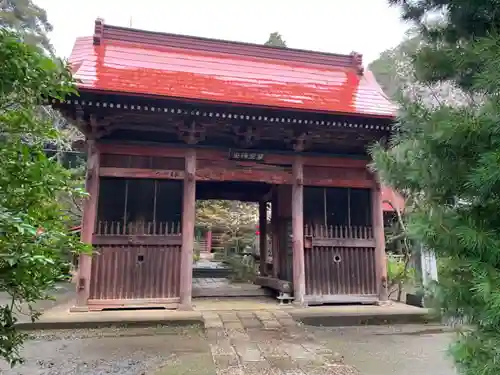 松虫寺の山門