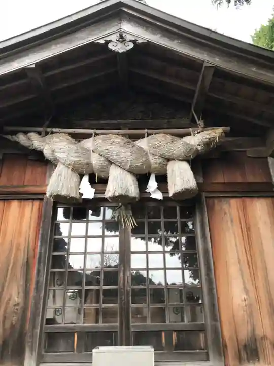 野白神社の本殿・本堂