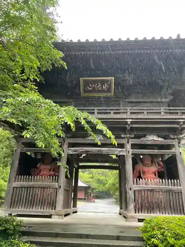 満願寺の山門