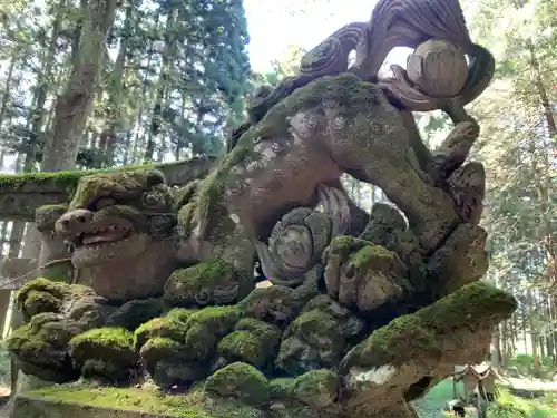 一色鐘鋳神社の狛犬