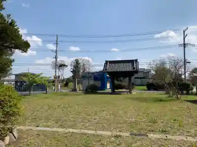 持宝院の山門・神門