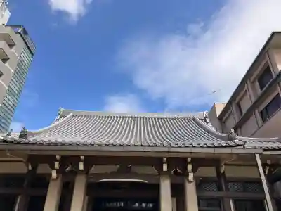 とげぬき地蔵尊 高岩寺の{uncategorized: "未分類", other: "その他", undefined: "問題あり", building: "その他建物", grave: "お墓", sacred_gate: "鳥居", guardian: "狛犬", statue: "像", buddha: "仏像", history: "歴史", nature: "自然", garden: "庭園", animal: "動物", pagoda: "塔", temizu: "手水舎", mountain_gate: "山門・神門", sanctuary: "本殿・本堂", subordinate: "末社・摂社", art: "芸術", scenery: "景色", jizo: "地蔵", ema: "絵馬", goshuin: "御朱印", omikuji: "おみくじ", items: "授与品その他", amulet: "お守り", goshuincho: "御朱印帳", eats: "食事", festival: "お祭り", votive_dance: "神楽", shichigosan: "七五三参", wedding: "結婚式", experience: "体験その他", initially: "初詣", around: "周辺", anti_infection: "感染症対策"}