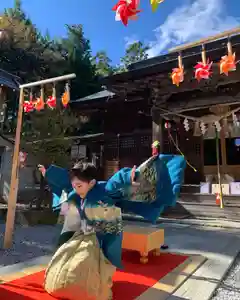 滑川神社 - 仕事と子どもの守り神の七五三参(2023年11月05日(日) 21時09分50秒投稿)