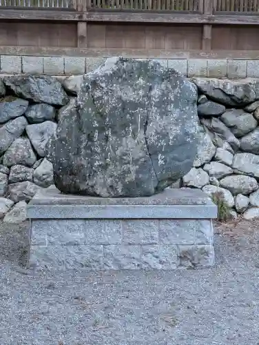 丹生川上神社（下社）の{uncategorized: "未分類", other: "その他", undefined: "問題あり", building: "その他建物", grave: "お墓", sacred_gate: "鳥居", guardian: "狛犬", statue: "像", buddha: "仏像", history: "歴史", nature: "自然", garden: "庭園", animal: "動物", pagoda: "塔", temizu: "手水舎", mountain_gate: "山門・神門", sanctuary: "本殿・本堂", subordinate: "末社・摂社", art: "芸術", scenery: "景色", jizo: "地蔵", ema: "絵馬", goshuin: "御朱印", omikuji: "おみくじ", items: "授与品その他", amulet: "お守り", goshuincho: "御朱印帳", eats: "食事", festival: "お祭り", votive_dance: "神楽", shichigosan: "七五三参", wedding: "結婚式", experience: "体験その他", initially: "初詣", around: "周辺", anti_infection: "感染症対策"}