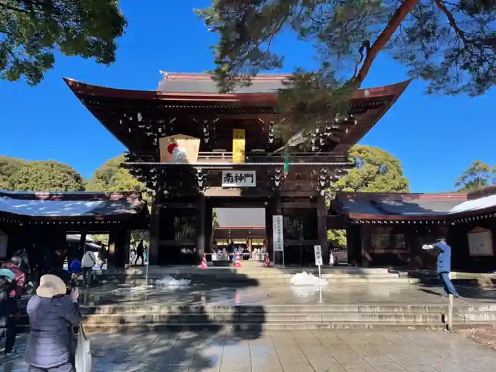 明治神宮の山門・神門