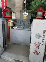 十番稲荷神社の像
