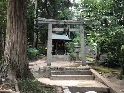 鴨山口神社の鳥居