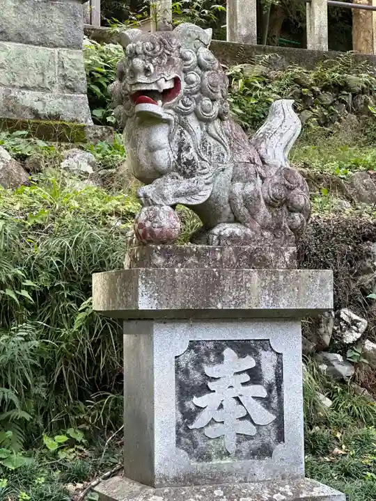 高尾山麓氷川神社(東京都)