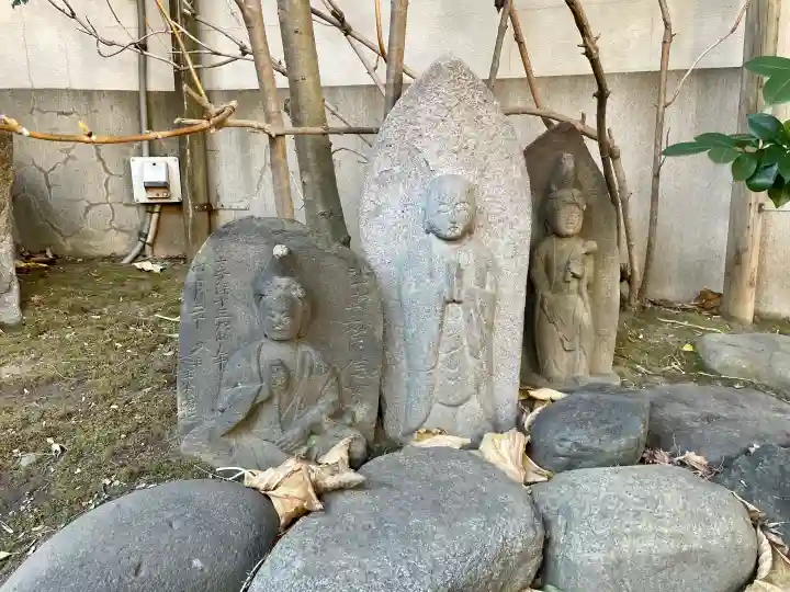 成就院の{uncategorized: "未分類", other: "その他", undefined: "問題あり", building: "その他建物", grave: "お墓", sacred_gate: "鳥居", guardian: "狛犬", statue: "像", buddha: "仏像", history: "歴史", nature: "自然", garden: "庭園", animal: "動物", pagoda: "塔", temizu: "手水舎", mountain_gate: "山門・神門", sanctuary: "本殿・本堂", subordinate: "末社・摂社", art: "芸術", scenery: "景色", jizo: "地蔵", ema: "絵馬", goshuin: "御朱印", omikuji: "おみくじ", items: "授与品その他", amulet: "お守り", goshuincho: "御朱印帳", eats: "食事", festival: "お祭り", votive_dance: "神楽", shichigosan: "七五三参", wedding: "結婚式", experience: "体験その他", initially: "初詣", around: "周辺", anti_infection: "感染症対策"}