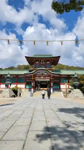 防府天満宮の{uncategorized: "未分類", other: "その他", undefined: "問題あり", building: "その他建物", grave: "お墓", sacred_gate: "鳥居", guardian: "狛犬", statue: "像", buddha: "仏像", history: "歴史", nature: "自然", garden: "庭園", animal: "動物", pagoda: "塔", temizu: "手水舎", mountain_gate: "山門・神門", sanctuary: "本殿・本堂", subordinate: "末社・摂社", art: "芸術", scenery: "景色", jizo: "地蔵", ema: "絵馬", goshuin: "御朱印", omikuji: "おみくじ", items: "授与品その他", amulet: "お守り", goshuincho: "御朱印帳", eats: "食事", festival: "お祭り", votive_dance: "神楽", shichigosan: "七五三参", wedding: "結婚式", experience: "体験その他", initially: "初詣", around: "周辺", anti_infection: "感染症対策"}