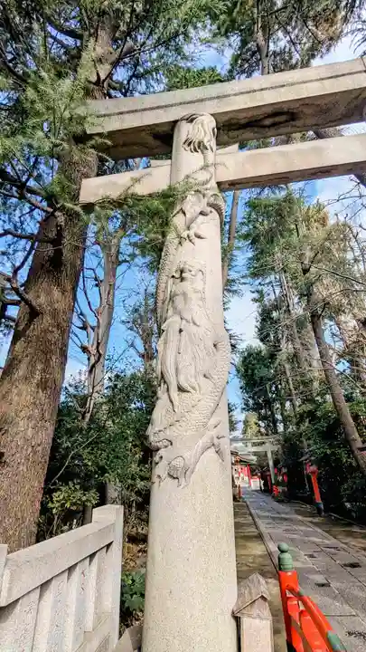 馬橋稲荷神社の鳥居