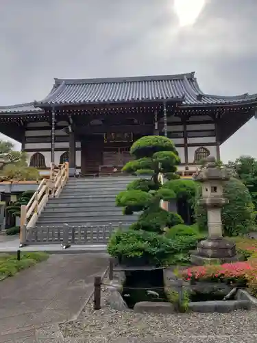 来迎寺の本殿・本堂