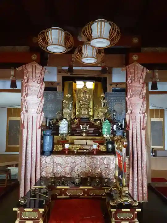 圓満寺の本殿・本堂