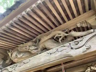 三柱神社の芸術