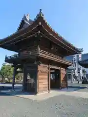 豊川閣　妙厳寺の山門