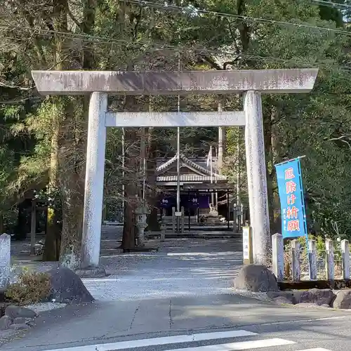 賀毛神社の鳥居