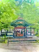 新屋山神社の本殿・本堂