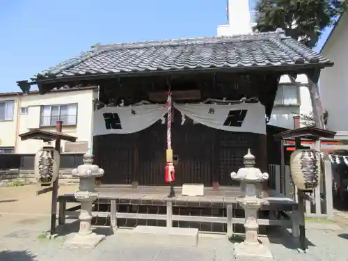 薬師神社の本殿