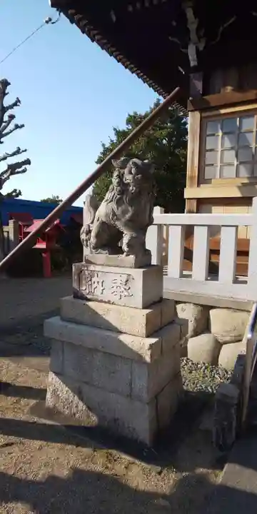 大日孁社(北方町)の狛犬