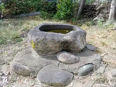 神明社（重本）の手水舎