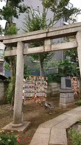 高円寺氷川神社の鳥居